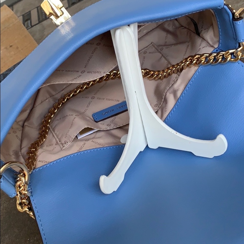 MICHAEL KORS KINSLEY MD SHLDR FLAP FRCH BLU MLT - Picture 8 of 16